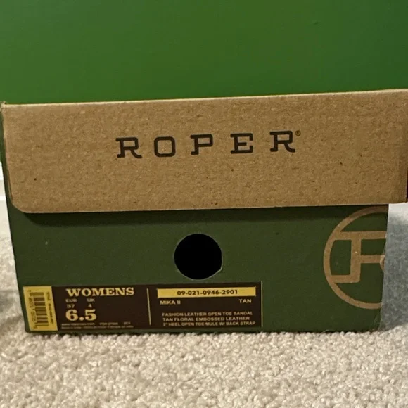 Roper Women's Tan Embossed Open-Toe Heels - Picture 2 of 6